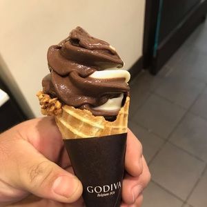 Meet your Posher, Frank